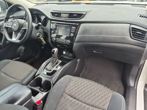Used 2018 Nissan Rogue S FWD image 27