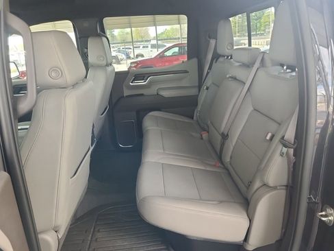 Used 2022 GMC Sierra 1500 SLT w/ SLT Premium Plus Package image 5