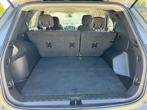 Used 2018 Chevrolet Equinox LT image 25