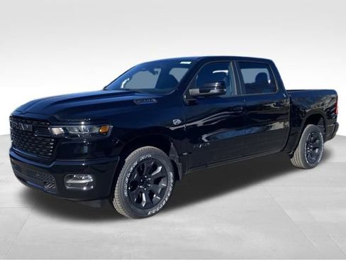 New 2026 RAM 1500 4x4 Crew Cab image 3