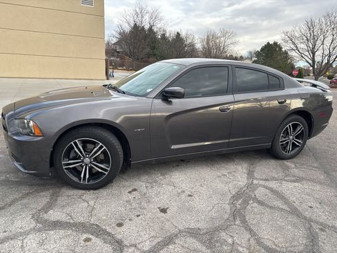 Used 2014 Dodge Charger R/T image 1