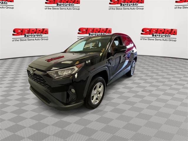 Certified 2021 Toyota RAV4 XLE w/ Convenience Package FWD image 5