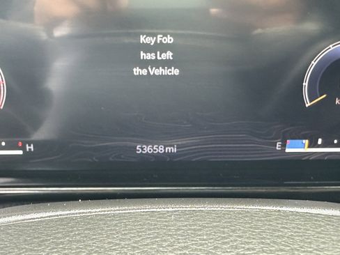 Used 2022 Jeep Wagoneer Series III w/ Premium Group I image 15