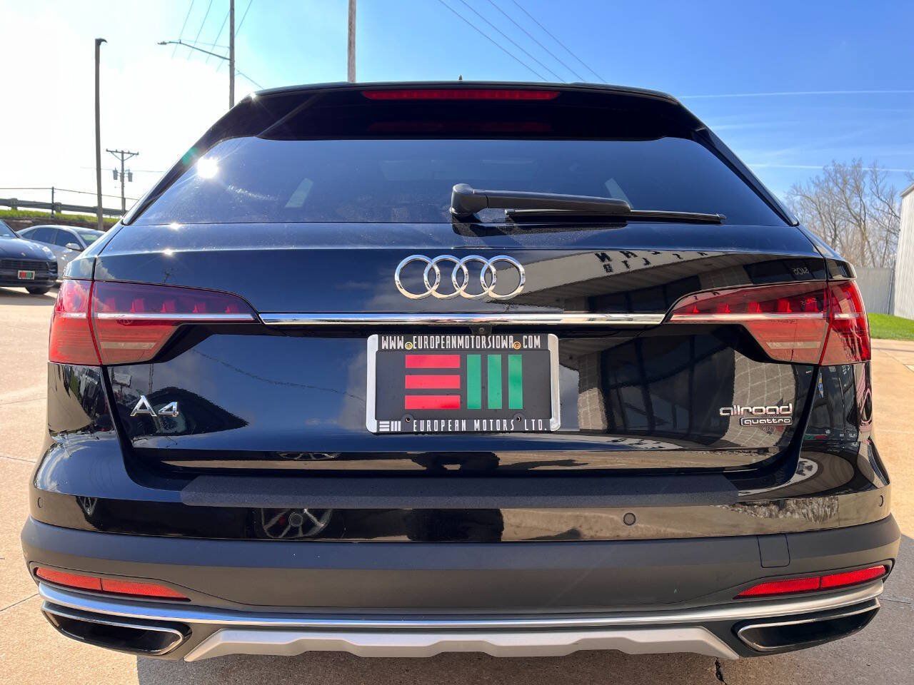 Used 2020 Audi A4 2.0T allroad Premium Plus AWD/4WD image 4
