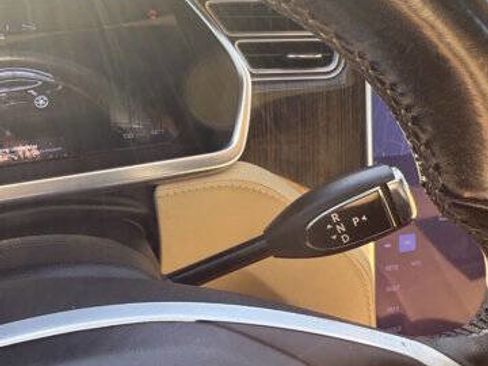 Used 2013 Tesla Model S Base 4dr Liftback (60 kWh) image 15