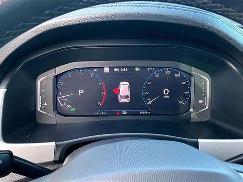 Used 2021 Volkswagen Atlas SEL Premium image 13