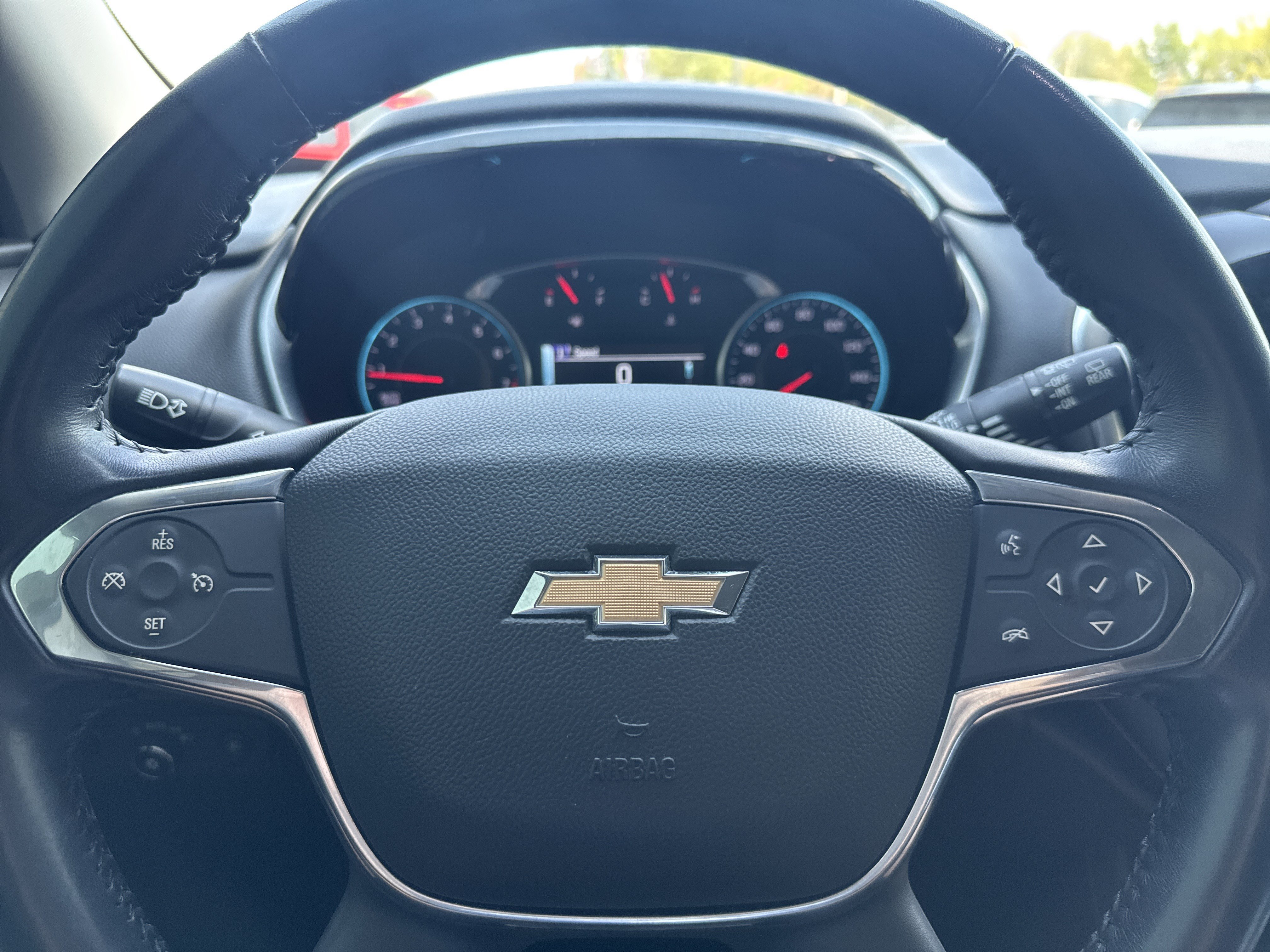 Used 2019 Chevrolet Traverse LT FWD image 10