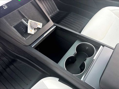 Used 2025 Tesla Model 3 Long Range RWD image 18