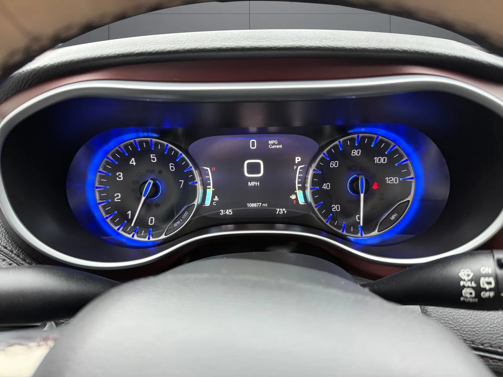 Used 2018 Chrysler Pacifica Limited FWD image 31