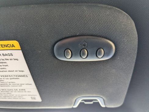 Used 2024 Ford Edge ST-Line w/ Class II Trailer Tow Package image 16