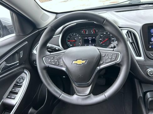 Used 2024 Chevrolet Malibu RS FWD image 11