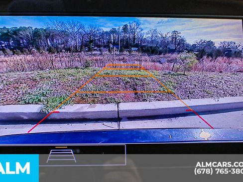 Used 2024 Chevrolet Malibu LT image 33