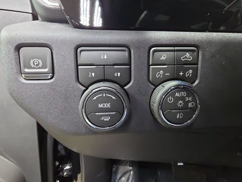New 2026 Chevrolet Silverado 2500 LT w/ Trail Boss Package AWD/4WD image 28