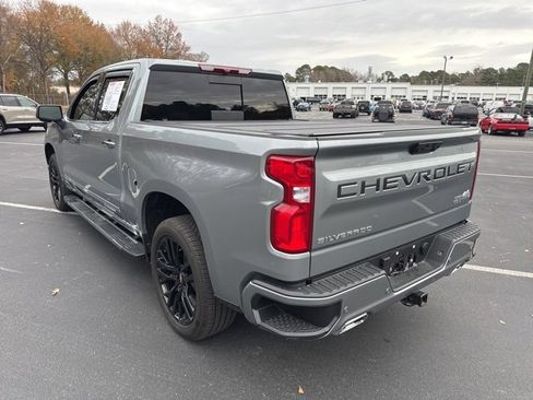 Used 2025 Chevrolet Silverado 1500 High Country image 3