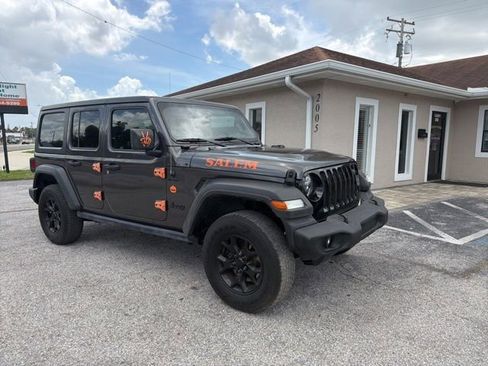 Used 2020 Jeep Wrangler Unlimited Sport AWD/4WD image 3