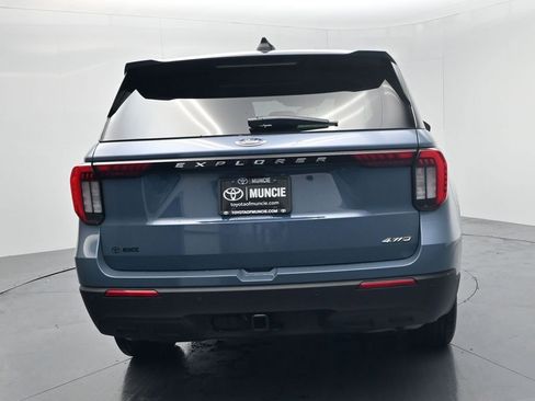 Used 2026 Ford Explorer Active image 7