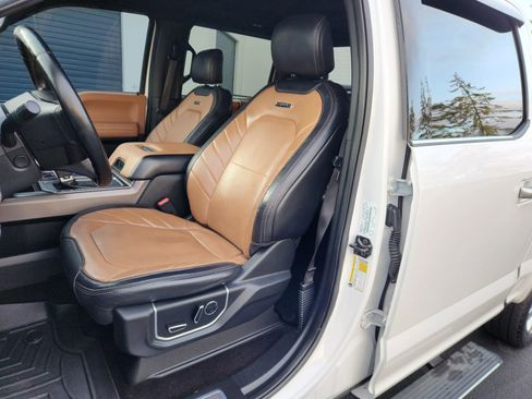 Used 2016 Ford F150 Limited w/ Trailer Tow Package image 8