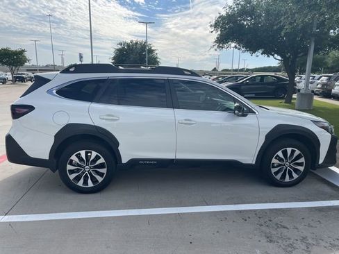 Certified 2025 Subaru Outback Limited AWD/4WD image 2