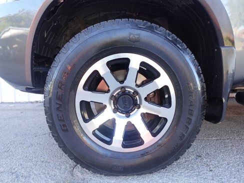 Used 2012 Nissan Titan PRO-4X image 27