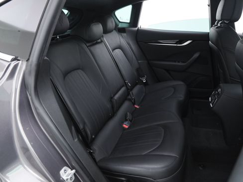 Certified 2023 Maserati Levante GT AWD/4WD image 14