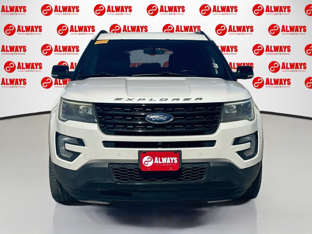 Used 2017 Ford Explorer Sport w/ Equipment Group 401A AWD/4WD image 2