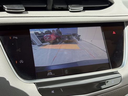 Certified 2023 Cadillac XT5 Premium Luxury w/ LPO, Floor Liner Package AWD/4WD image 22
