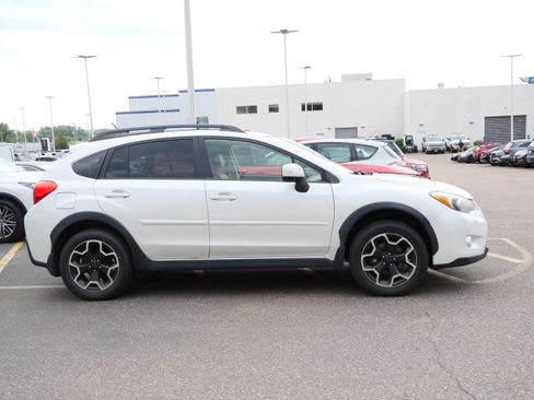 Used 2013 Subaru Crosstrek 2.0i Limited w/ Popular Pkg 2 AWD/4WD image 2