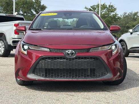 Used 2022 Toyota Corolla LE FWD image 2