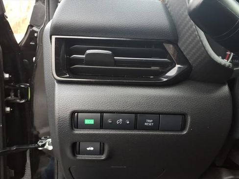 Certified 2023 Nissan Sentra SR w/ Midnight Edition Package image 18