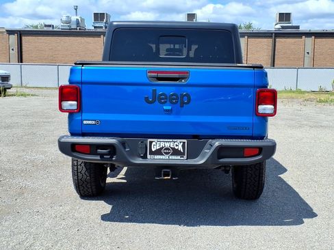 Used 2021 Jeep Gladiator Sport AWD/4WD image 5