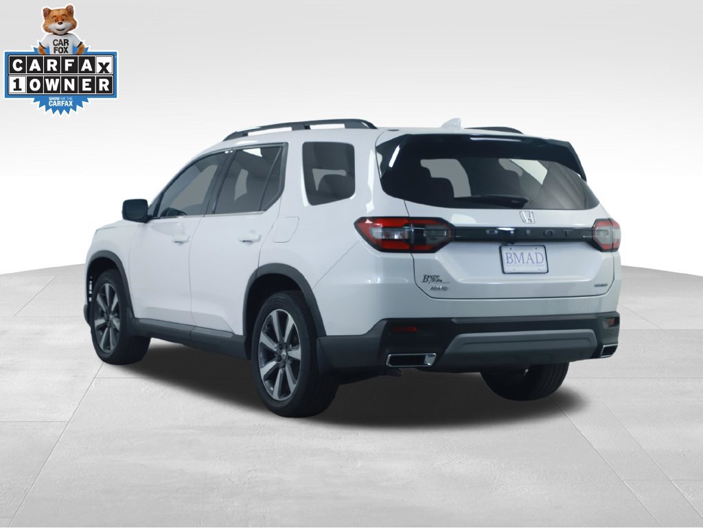 Used 2025 Honda Pilot Touring image 10