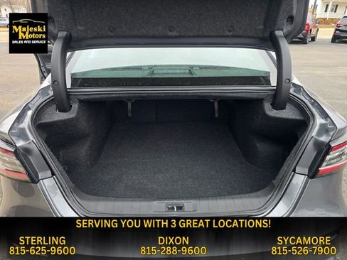 Used 2023 Nissan Maxima SL image 31