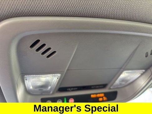 Used 2024 Chevrolet Malibu LT image 29