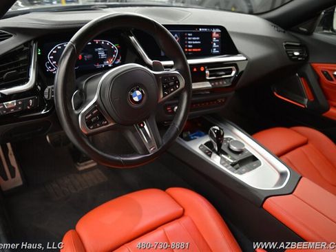 Used 2023 BMW Z4 M40i w/ Premium Package image 13