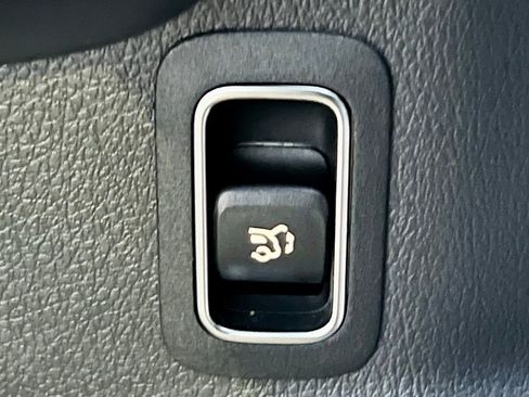 Certified 2023 Mercedes-Benz GLA 250 4MATIC image 26