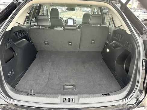 Certified 2022 Ford Edge SEL w/ Convenience Package image 7