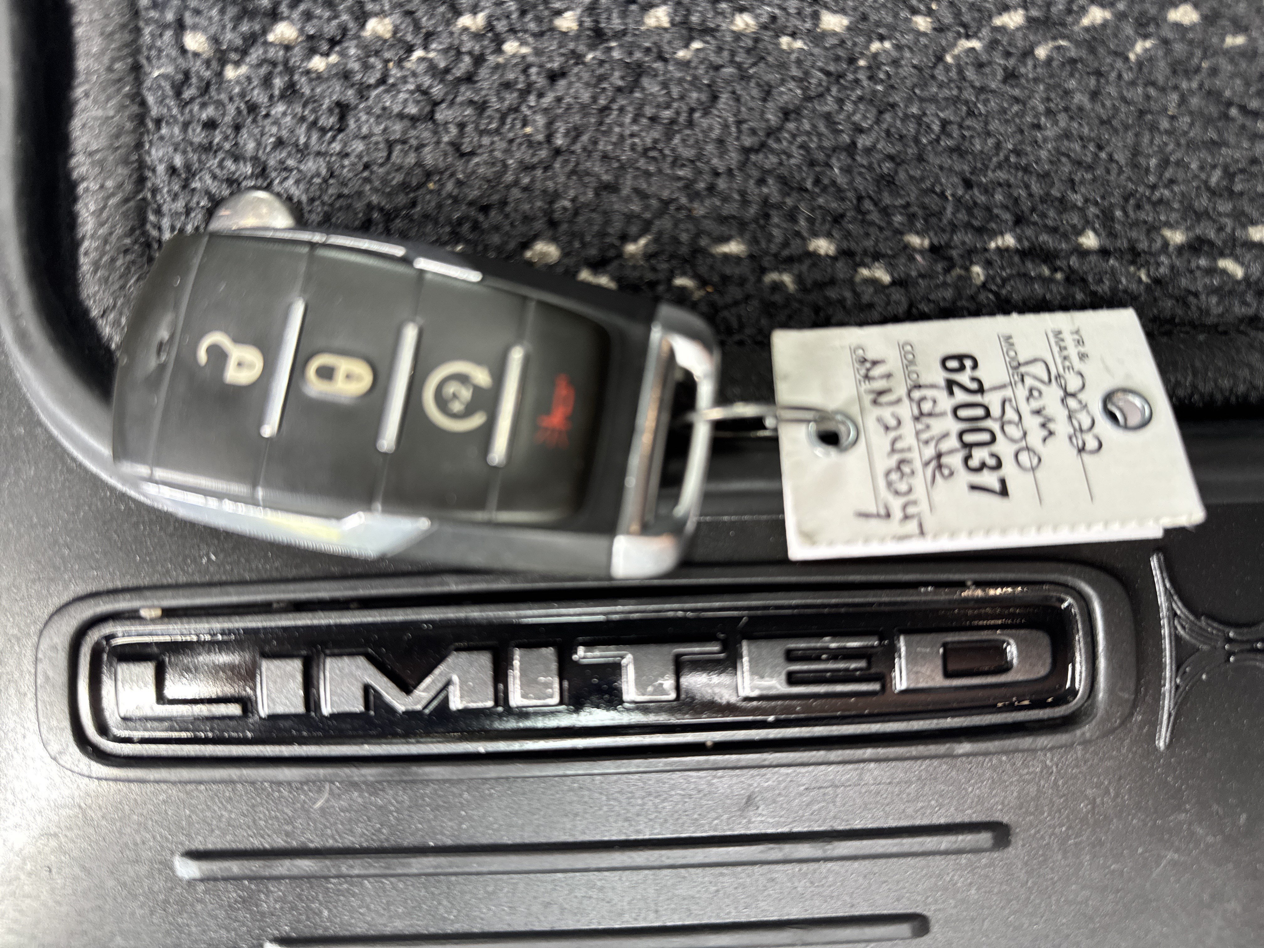Used 2022 RAM 1500 Laramie AWD/4WD image 24