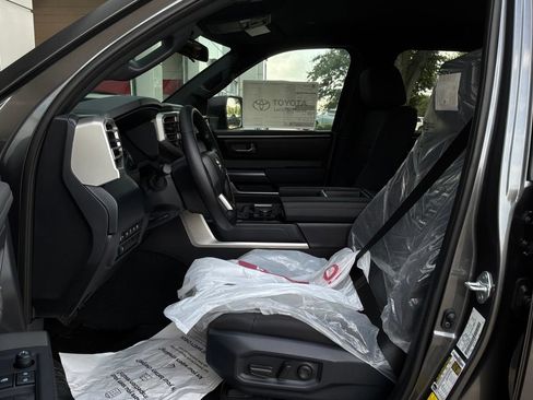 New 2026 Toyota Tundra SR5 RWD image 9