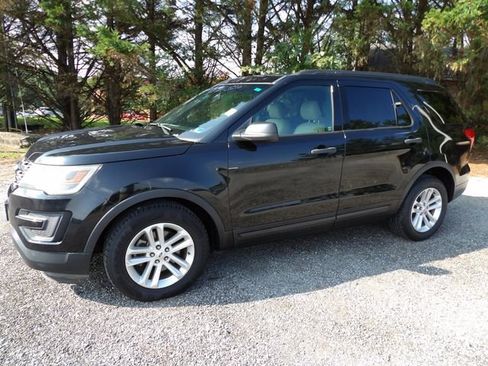 Used 2016 Ford Explorer FWD image 1