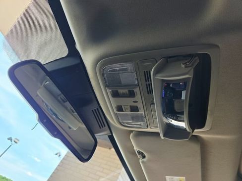 Used 2019 Honda CR-V EX-L image 30