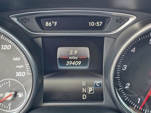 Used 2020 Mercedes-Benz GLA 250 image 36