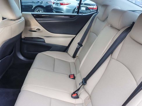 Certified 2019 Lexus ES 350 image 17