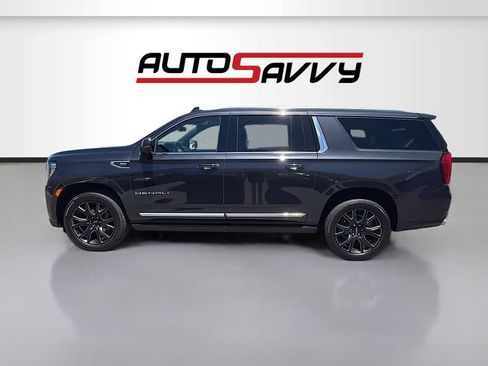 Used 2023 GMC Yukon XL Denali AWD/4WD image 4