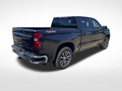 Used 2024 Chevrolet Silverado 1500 LT AWD/4WD image 7