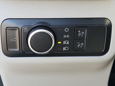 Used 2024 Ford Escape Active FWD image 23