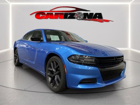 Used 2019 Dodge Charger SXT image 5