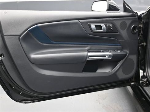 Used 2024 Ford Mustang GT Premium image 17