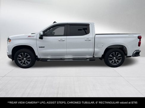 Used 2022 Chevrolet Silverado 1500 LT w/ Z71 Off-Road Package image 5