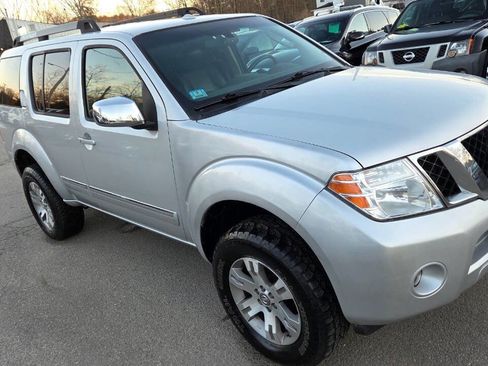 Used 2012 Nissan Pathfinder Silver image 17