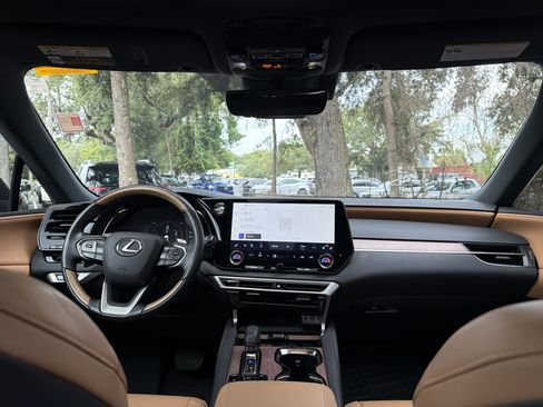 Certified 2025 Lexus RX 350 Premium w/ Accessory Package (Z1) FWD image 37